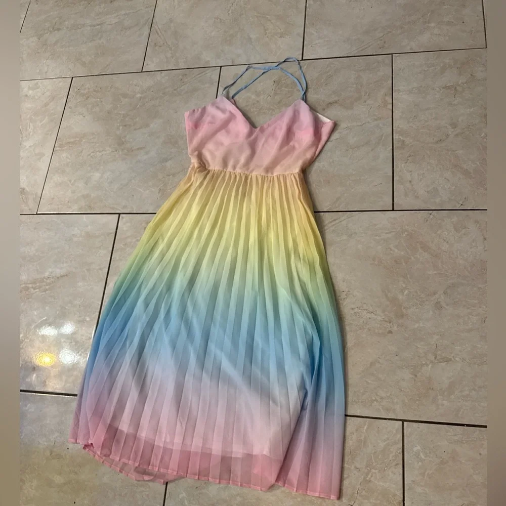 Lulu's Pastel Ombre Pleated Maxi Dress in Pink, Yellow, Blue - Picture 2 of 4